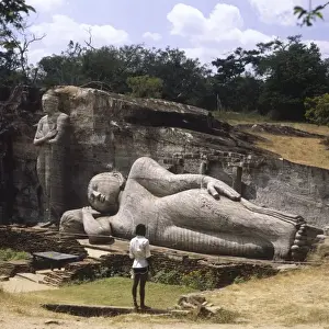 1985 Prints: Polonnaruwa / Buddha