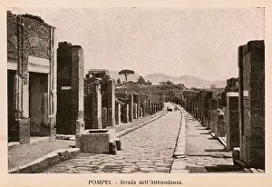 Paved Prints: Pompeii - Italy - Strada dell Abbondanza
