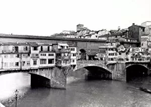Images Dated 3rd February 2015: Ponte Vecchio, Florence, Italy