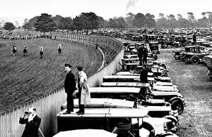 Racecourse Prints: Pontefract racecourse early 1900's