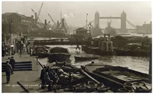 Images Dated 12th February 2021: Pool of London - Tower Bridge - River Thames