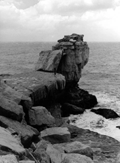 Images Dated 17th June 2011: Portland Bill Rocks