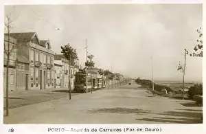 Tramline Prints: Porto, Portugal - Avenida de Carreiros (Foz do Douro)