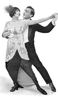 Ballroom Prints: A portrait of the dancers Oyra and Dorma Leigh, 1914