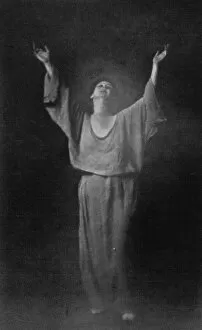 Images Dated 9th February 2021: A portrait of Isadora Duncan, 1931