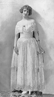 Daunou Gallery: A portrait of Jane Penouardt (1920-24) who appeared in Louis Verneuils Lison