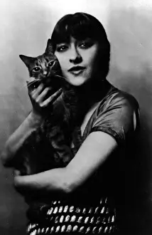 A portrait of Jenny Dolly (date unknown but pre-1920s)