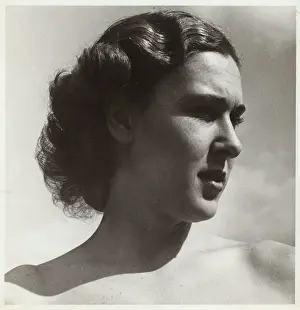 Composition Prints: Portrait of a young woman