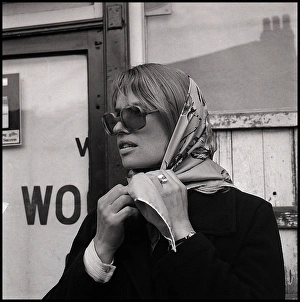 Images Dated 6th October 2015: Portrait of young woman in the street
