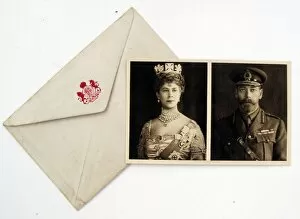 Images Dated 28th January 2013: Postcard portrait of King George V and Queen Mary