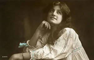 Images Dated 27th July 2018: Postcard, young woman with long wavy hair