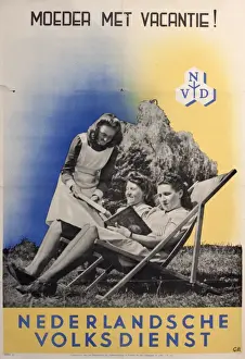 Deck Chair Prints: Poster, Dutch mother on holiday with daughters