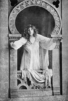 Cora Gallery: Potter as Juliet