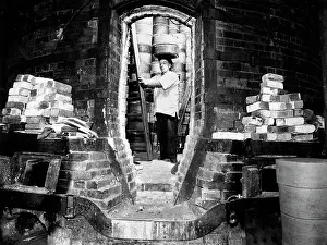 Potter Prints: The Potteries Potter with Sagger early 1900s
