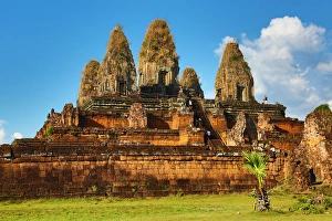 Images Dated 12th November 2014: Pre Rup, Khmer Temple in Angkor, Siem Reap, Cambodia