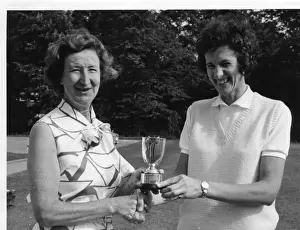 Presentation of cup to cricket team captain