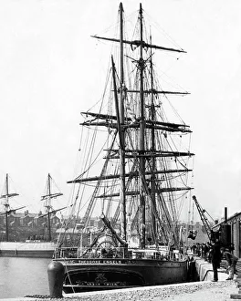 Images Dated 23rd August 2018: Preston Docks Victorian period