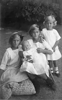 Sophie Prints: Prince Andrew of Greeces daughters
