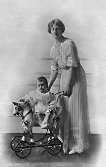 Alastair Gallery: Princess Arthur of Connaught & Earl of Macduff, 1915