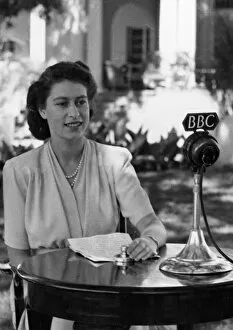 Images Dated 16th May 2011: Princess Elizabeth broadcasting to the Empire