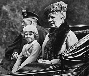 Images Dated 8th July 2011: Princess Elizabeth goes to church