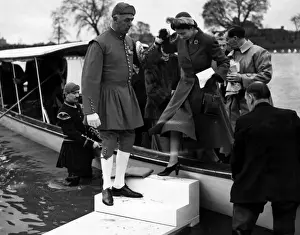 Stepping Prints: Princess Elizabeth at the Head of the River race, Devon