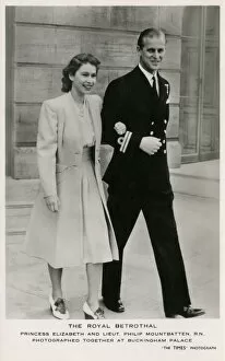 Images Dated 3rd August 2018: Princess Elizabeth and Lt Philip Mountbatten - Engagement