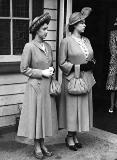 Images Dated 16th May 2011: Princess Elizabeth on route to Balmoral, 1948