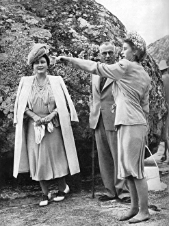 Images Dated 14th July 2011: Princess Elizabeth in stockinged feet