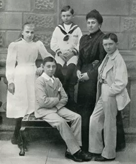 Maurice Collection: Princess Henry of Battenberg and her children