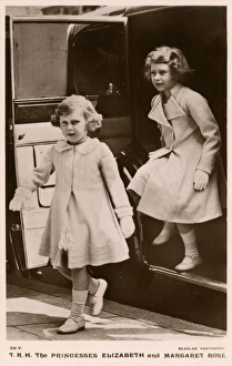 Images Dated 25th July 2016: Princess Margaret Rose and Princess Elizabeth