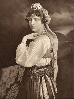 Images Dated 28th April 2011: Princess Paul of Yugoslavia in traditional costume