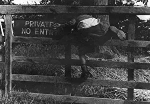 Images Dated 11th January 2012: Private No Entry