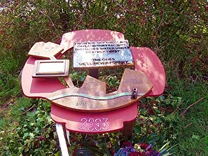 Images Dated 20th August 2019: Private Memorial, Old Lonsdale Church, Oosterbeek
