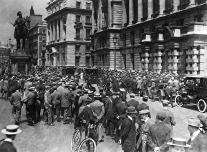 Proclamation of World War One, outside War Office