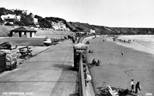Images Dated 11th August 2011: Promenade at Filey, North Yorkshire