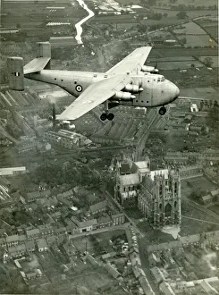 Images Dated 18th September 2018: Prototype Blackburn Beverley, WF320