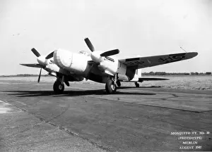 Based Prints: The prototype de Havilland Mosquito TT39 PF489