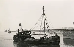Images Dated 16th May 2017: A Puffer - the Adherance (1914) - Jas. Cooper, Widnes