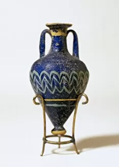 Phoenician Gallery: Punic-Phoecian glass. Bottle. Polycrome. 6th-4th C. BC