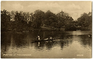 Images Dated 6th May 2016: Punting on the River Thames at Twickenham