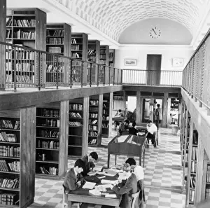 Pupils in Tonbridge Independent Library