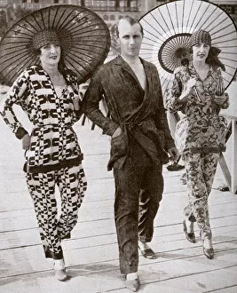 Forster Collection: Pyjama suits at the Venice Lido, 1926