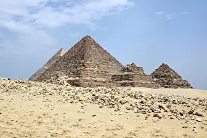 Pyramid of Menkaure in Cairo, Egypt