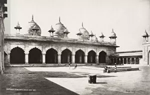 Agra Gallery: Quadrangle of the Moti Masjid, Agra, india