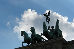 Images Dated 24th August 2007: Quadriga, Brandenburg Gate, Berlin, Germany
