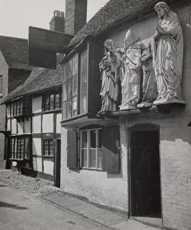 Memorials Prints: A quaint little shop in Quonian's Lane
