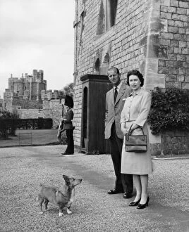 Corgis Gallery: Queen Elizabeth II and Duke of Edinburgh, 1959