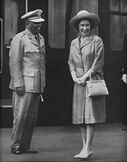 Images Dated 22nd July 2011: Queen Elizabeth II & President Ibrahim Abboud
