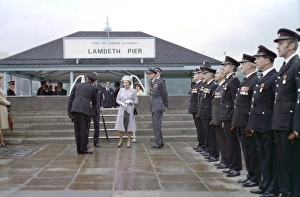 Images Dated 31st May 1977: Queen Elizabeth II and Prince Philip at Lambeth Pier